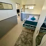Duplex Les Pins Proche Apartment