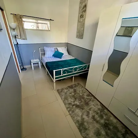 Apartment Duplex Les Pins Proche