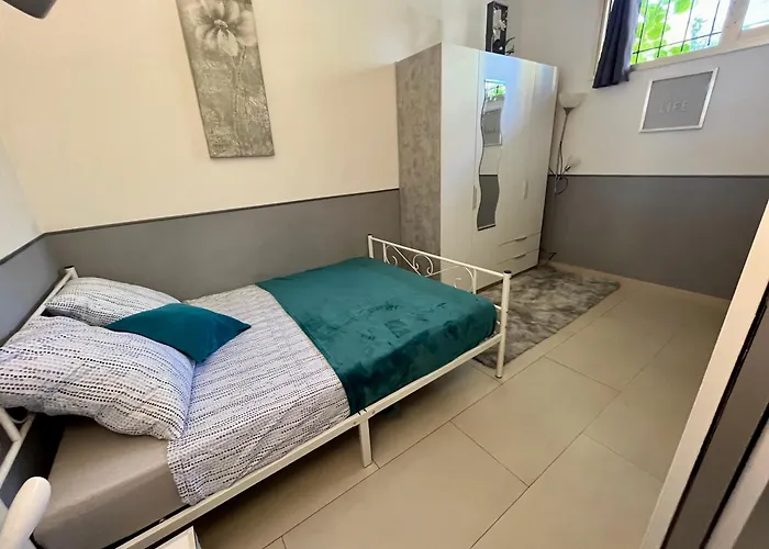 Duplex Les Pins Proche 公寓