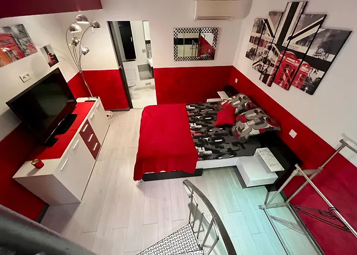 Duplex Les Pins Proche 胡安莱潘