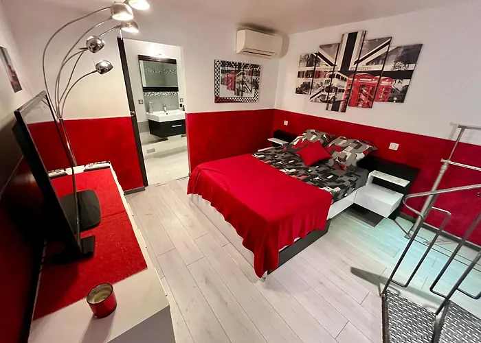 Duplex Les Pins Proche 公寓 *